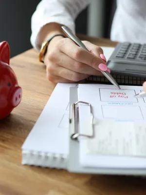 A person getting an Emergency Loans.