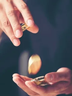 Maximize Rewards: Unlock $200+ Credit Card Sign-Up Bonuses - Cover Image
