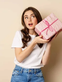 Free Christmas Gifts for You