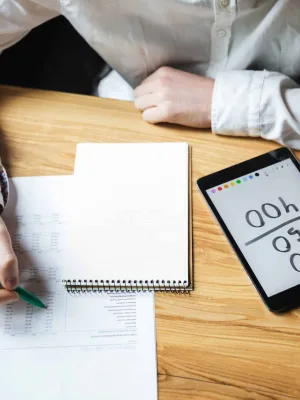 Improving credit score in 2026: essential strategies