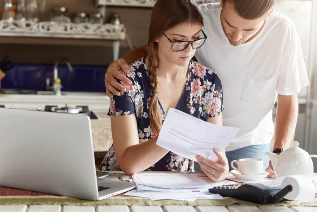 Joint Bank Accounts: How They Work and Whether They Are Worth It