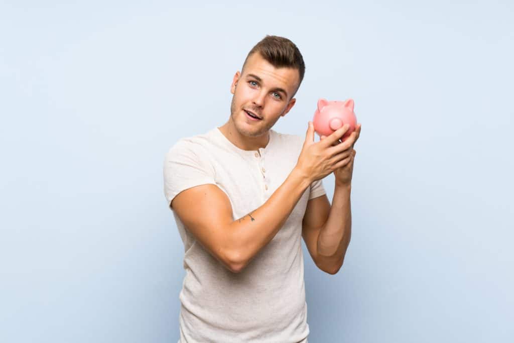 How to save money fast? Follow these strategies