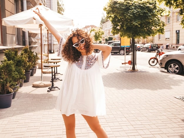 How to Style a Maxi Skirt: 4 Outfit Ideas for Every Occasion