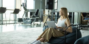 Best Credit Cards for Airport Lounge Access 2025 - Cover Image